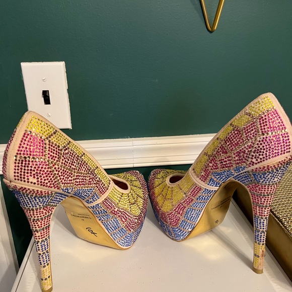 Multicolor Heels - Picture 2 of 4